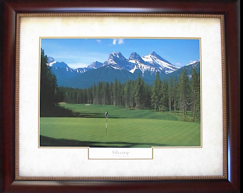 Silvertip Golf Course Mahogany Frame Opaque Mat Silvertip Golf Course Mahogany Frame Opaque Mat